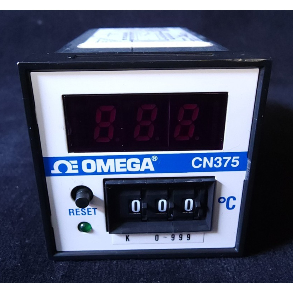 Omega CN375-KC Digital Thermocouple Temperature Controller Temp 0-999 Celsius